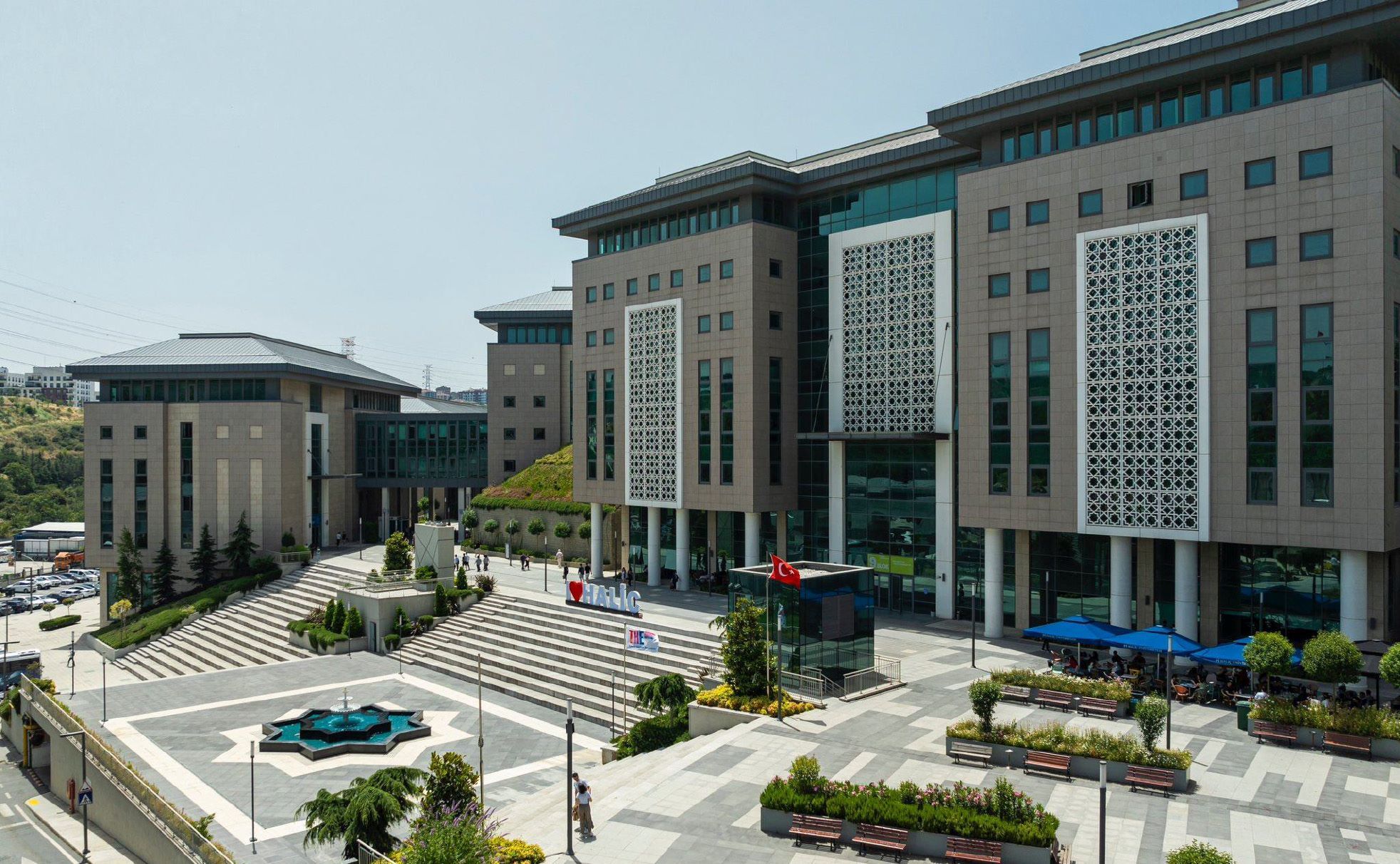 Istanbul Haliç University campus
