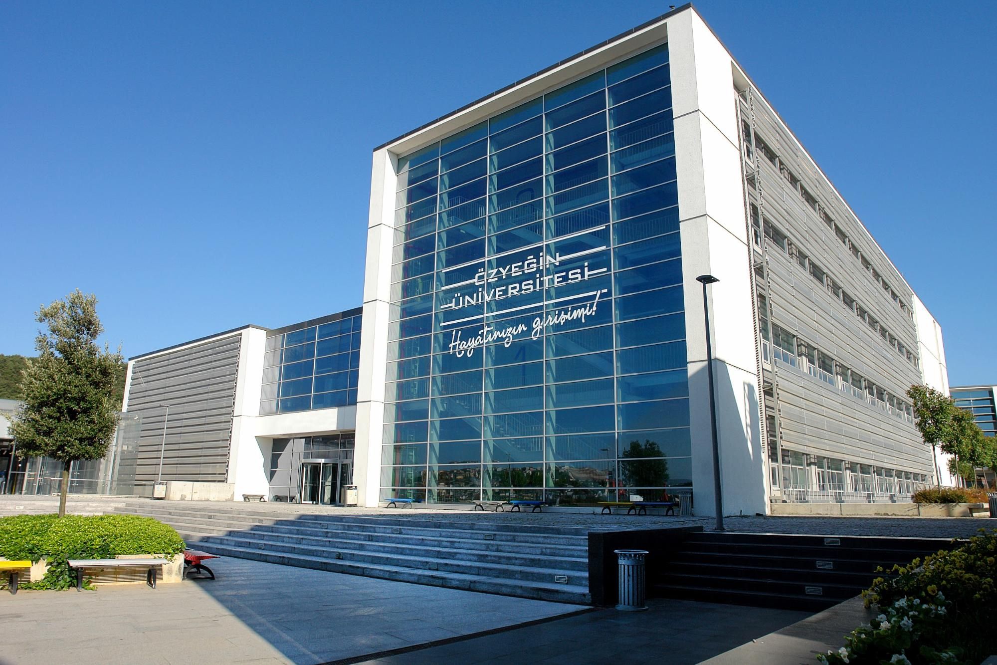 Özyeğin University